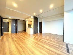 約20.4帖(LDK約15.2帖＋洋室5.2帖)の団らん空間
