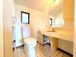 手洗いカウンター付トイレ