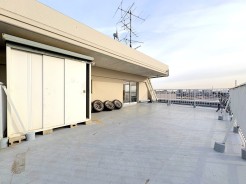 【本マンションでこの部屋だけ】32㎡超の広々ルーフバルコニー