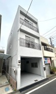 延床面積約33坪の4DK＋ビルトインガレージ1台