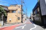 南を向いて三方向接道のため、陽当りが申し分ありません