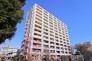 総戸数162戸と存在感のあるマンションです