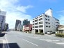 大通り(千葉街道)の空間が陽当たりの良さを増幅させます